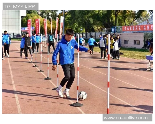 足球盘带技巧视频解析助你提升球技和比赛表现 足球盘带技巧视频解析助你提升球技和比赛表现